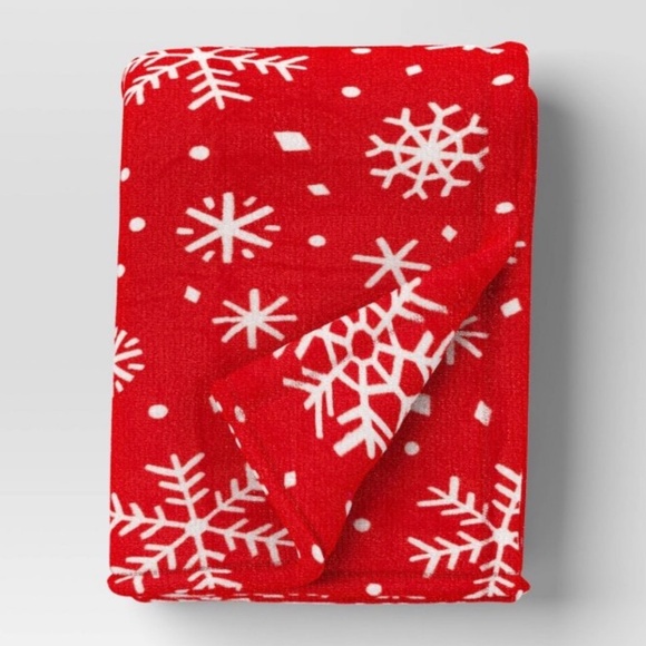 Wondershop Snowflake Printed Plush Throw Blanket Red - Picture 1 of 10